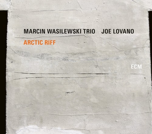 arctic-riff-b-iext58979492.jpg