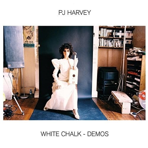 white-chalk-demos-b-iext73612781.jpg