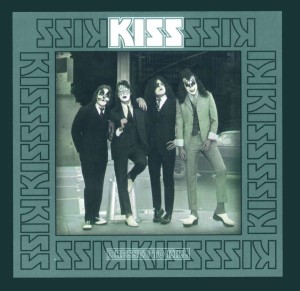 KISS - DRESSED TO KILL