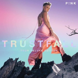 PINK - TRUSTFALL (TOUR DELUXE EDITION)