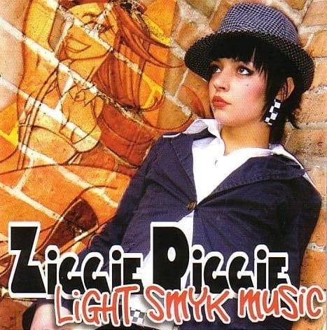ziggie piggie_light smyk music.jpg