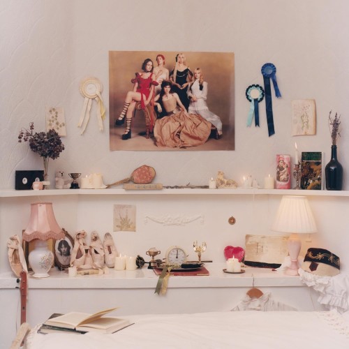 The Last Dinner Party_Prelude To Ecstasy_Cover And Acoustics (Deluxe Edition).jpg