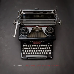 LUXTORPEDA - MÓJ TRUP JEST WIĘKSZY NIŻ TWÓJ