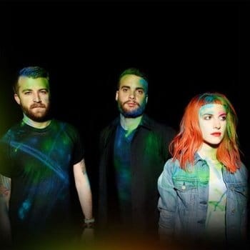 paramore-w-iext36388179.jpg