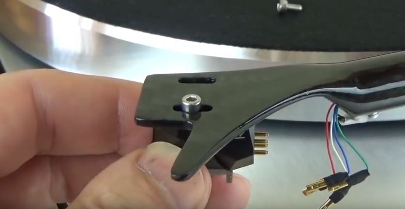 Montaż i demontaż wkładki gramofonowej