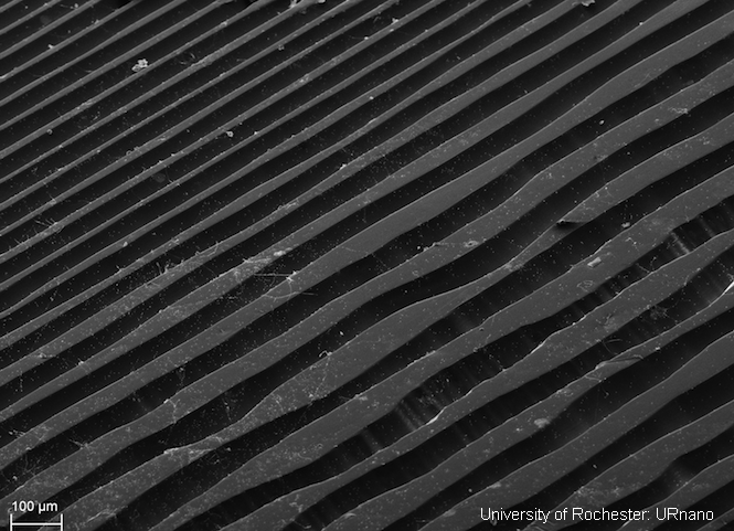 Tajniki czarnej płyty: odstęp pomiędzy rowkami